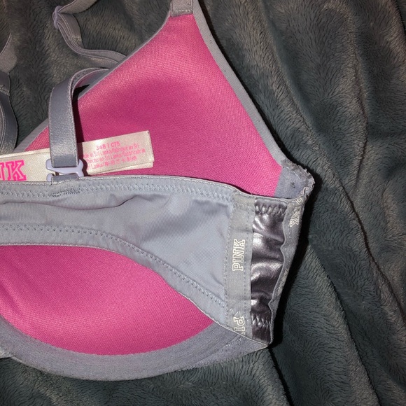 PINK VS Wear Everywhere Push Up - Picture 4 of 5